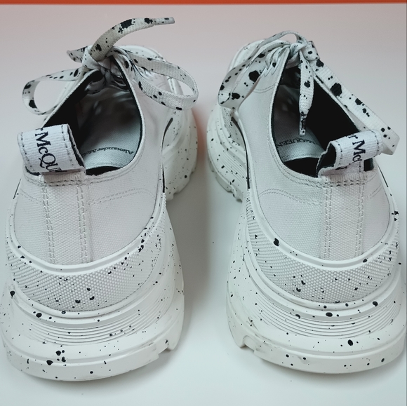 Alexander McQueen Lace Up Canvas Sack Sneakers - Picture 14 of 14